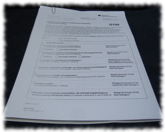 Stapel von Antragspapier