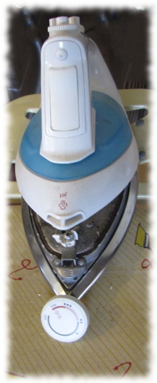 Ulfs altes B�geleisen, v�llig zerst�rt.