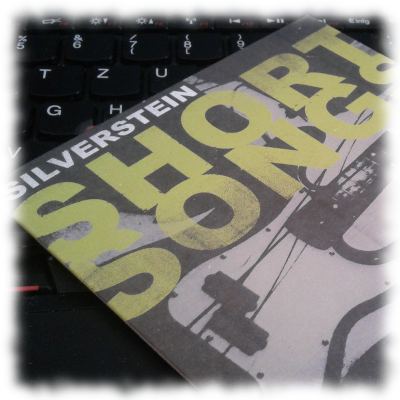 Cover von Silverstein-CD auf Notebook-Tastatur.