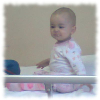 Aurela im Krankenhaus.