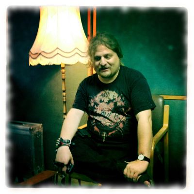 Ich im Proberaum der Band Porter am ersten Drehtermin.