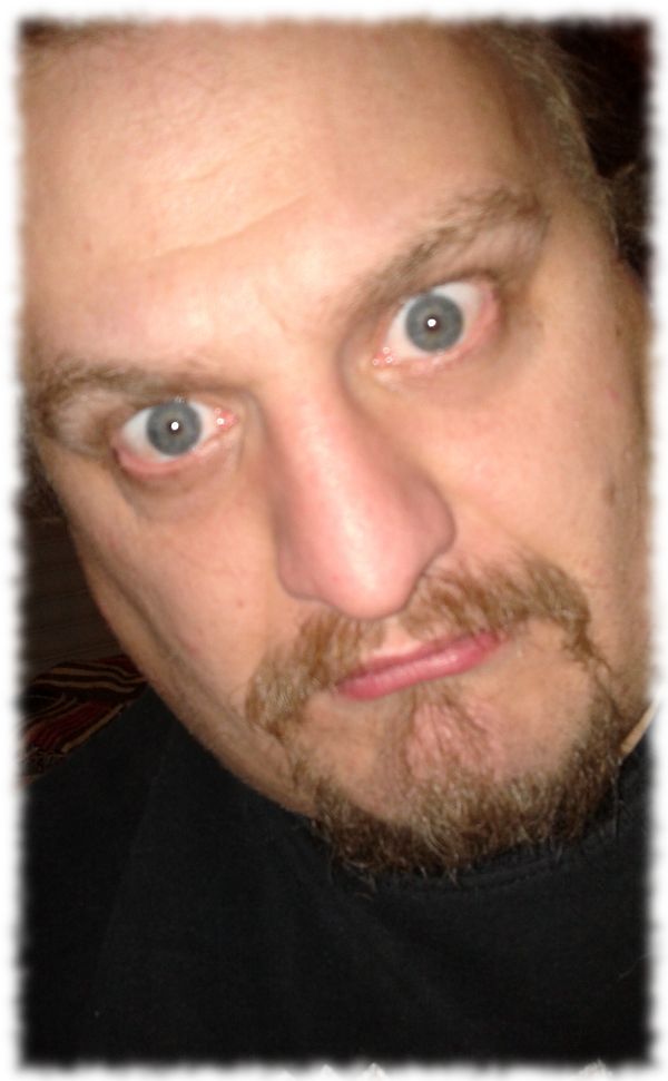 Ulf guckt doof.