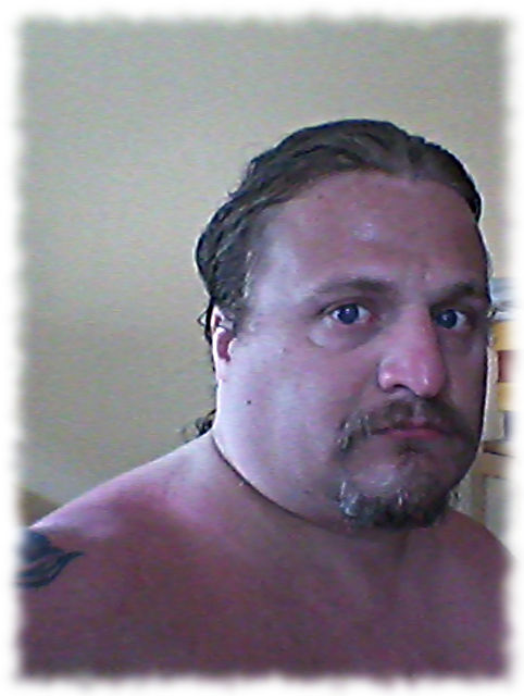 Ulf nach Wacken, Dusche und Rasur mit formidablem Sonnenbrand.