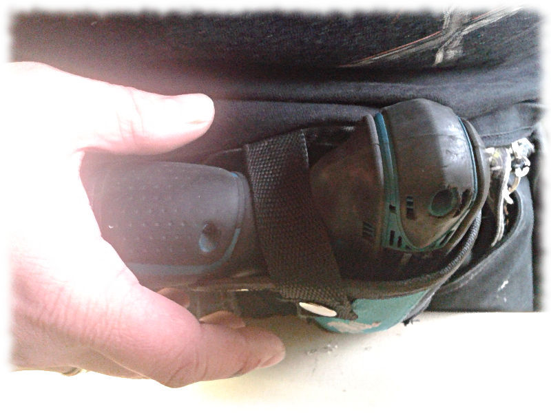 Mein Holster fr den Akkuschrauber sieht aus wie eines fr eine Pistole.