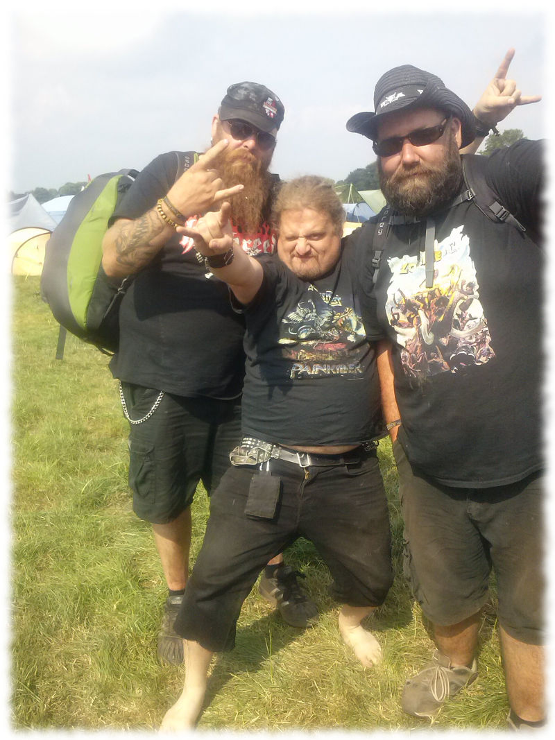Bernie und Mike aus Minnesota machen mit mir die Pommesgabel.