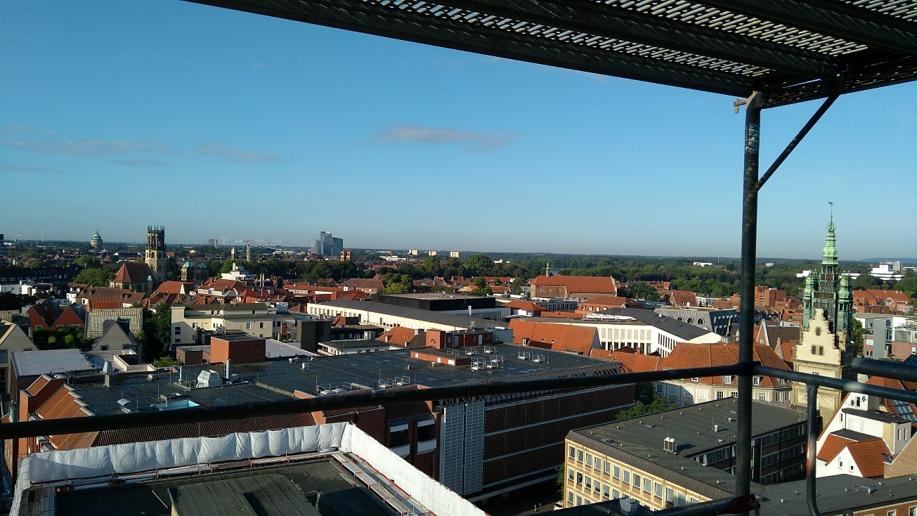 Ausblick auf die Stadt vom 12. Stock des Stadthaus 1