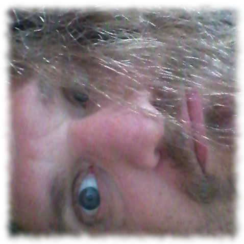 Immerhin die Augen geöffnet.