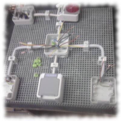 Verkabelung einer Wechselschaltung.