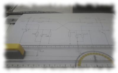 Schaltplan auf Arbeitsplatz.